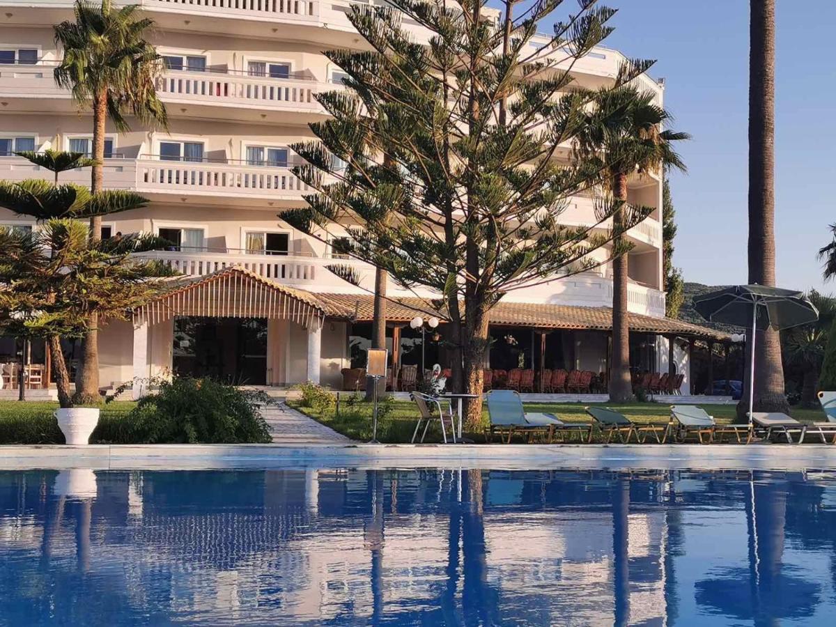 Regina Hotel Kíssamos Eksteriør billede